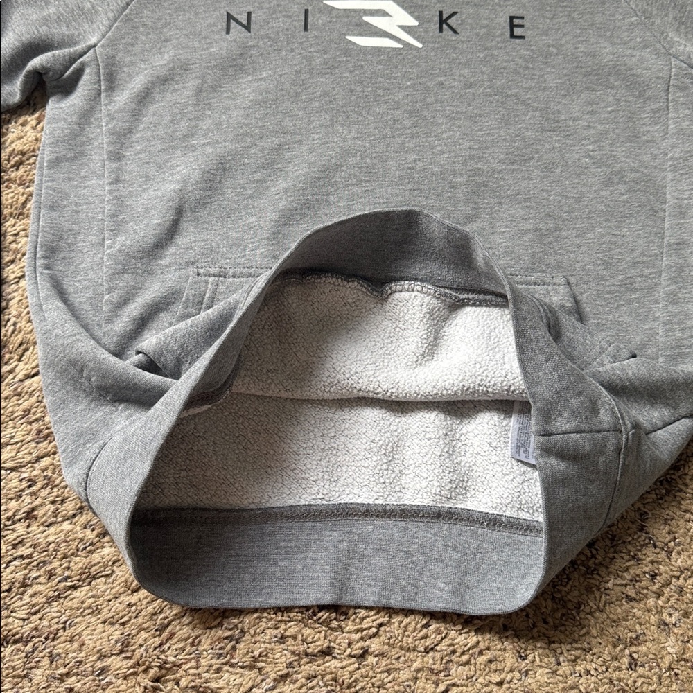 Nike Boys Hoodie Size M (10-12) - Picture 3 of 8